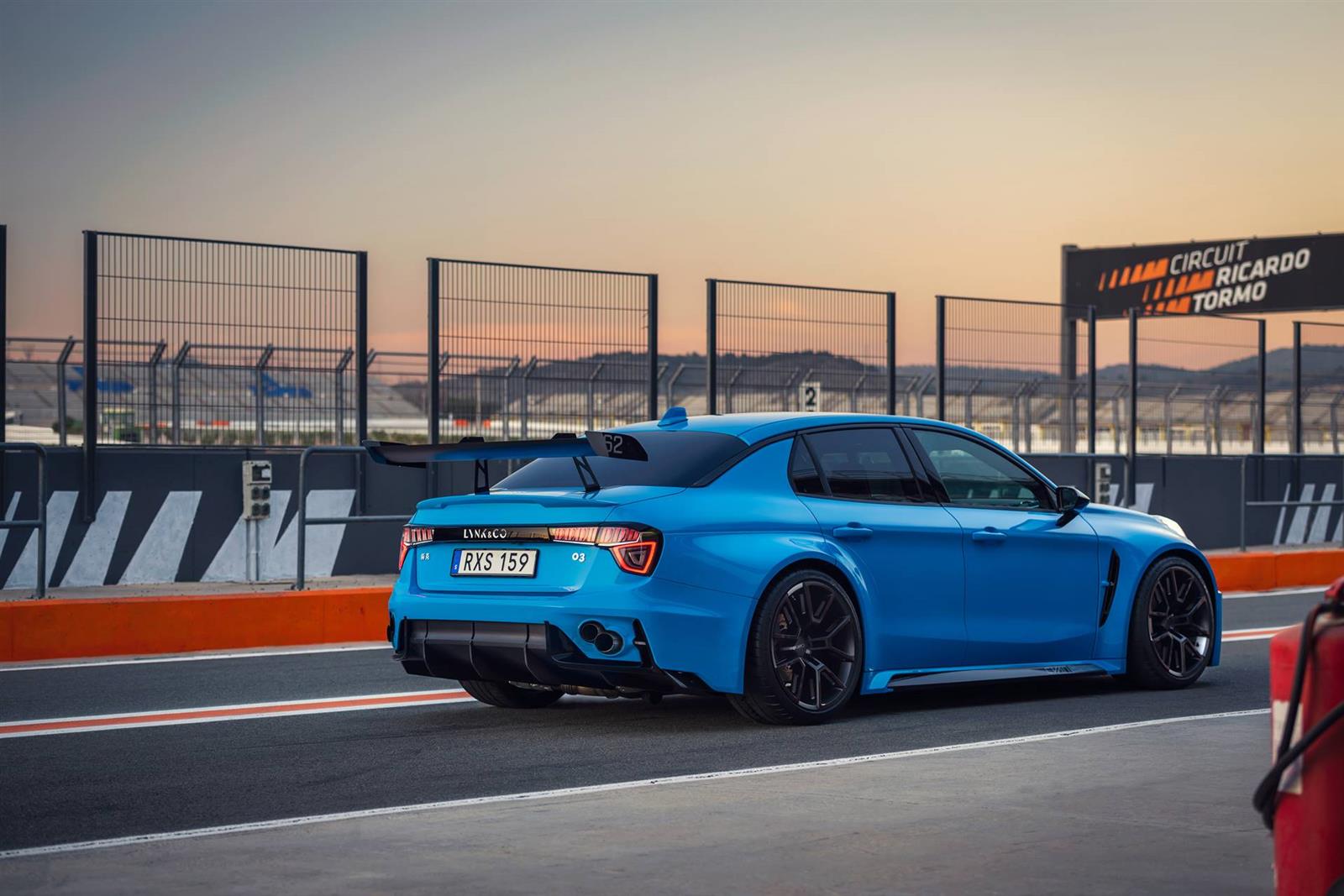 2019 LYNK & Co 03 Cyan Concept